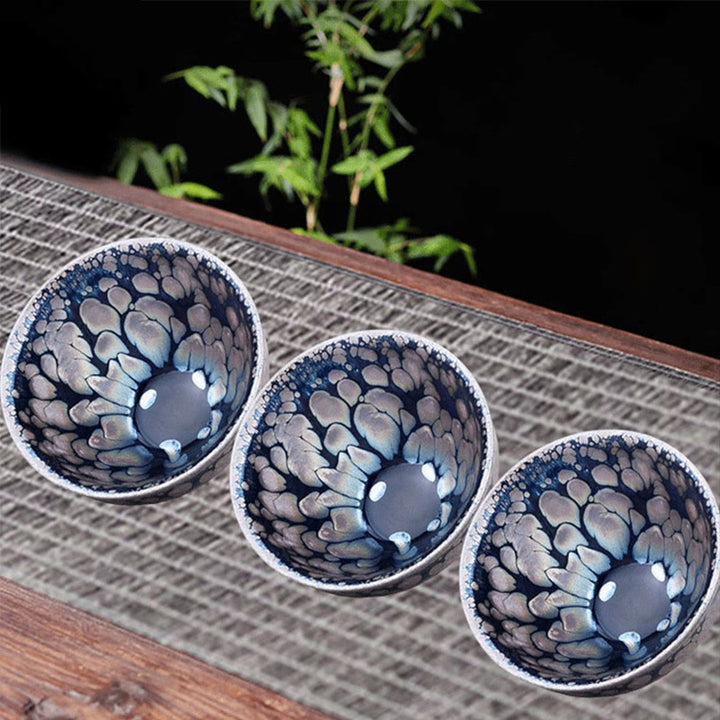 Buddha Stones Handgefertigte chinesische Jianzhan-Teetasse aus Keramik mit violetten und blauen Punkten, Tenmoku-Kung-Fu-Teetasse, 150 ml