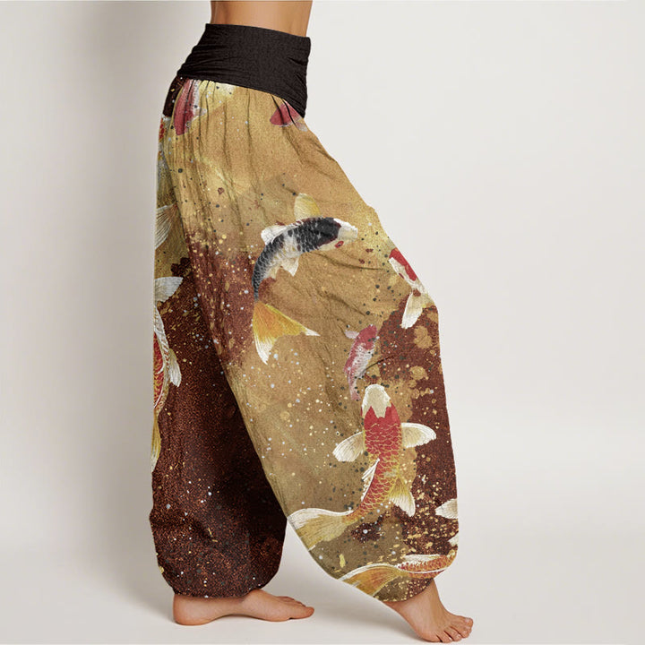 Lässige Buddha Stones mit Koi-Fisch-Muster und goldenem Tintenhintergrund für Damen mit elastischer Taille