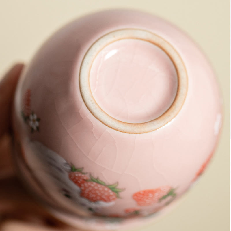 Buddha Stones Kleine Erdbeer-Kaninchen-Teetasse, Kung-Fu-Teetasse, 90 ml, mit Geschenkbox