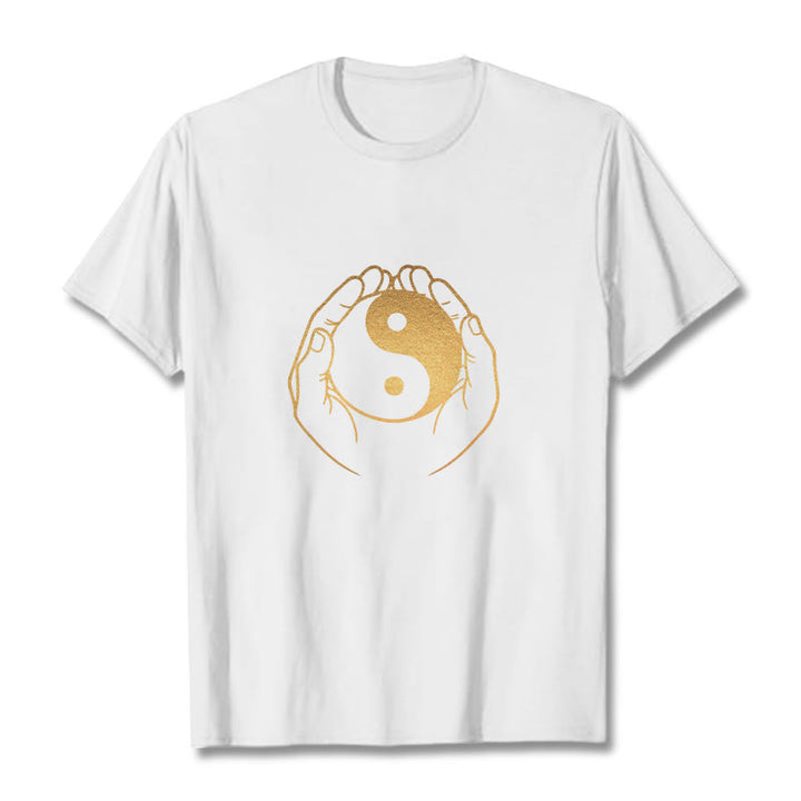 Buddha Stones ​​Hände halten eine goldene Yin Yang T-shirt - Weiß - 2XL - image 8