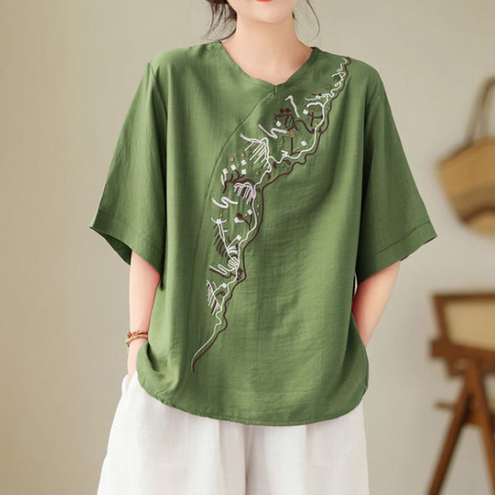 Buddha Stones Ethnic Casual Besticktes Geometriemuster Damen Rundhals-Design Halbarm-T-Shirt - WaldGrün - US14， UK/AU18，EU46 (4XL) - image 0