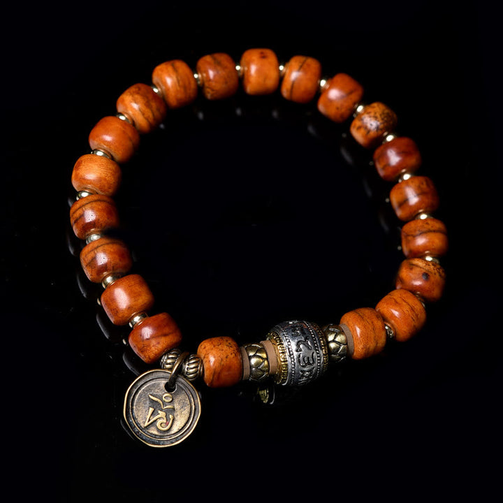 Buddha Stones Natürliche tibetische Kamelknochen-Fassperlen OM Sanskrit Glücksschutzarmband