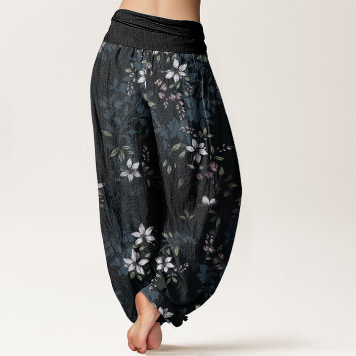 Buddha Stones Haremshose aus reiner Baumwolle mit kleinen weißen Blüten und grünen Blättern für Damen, elastische Taille