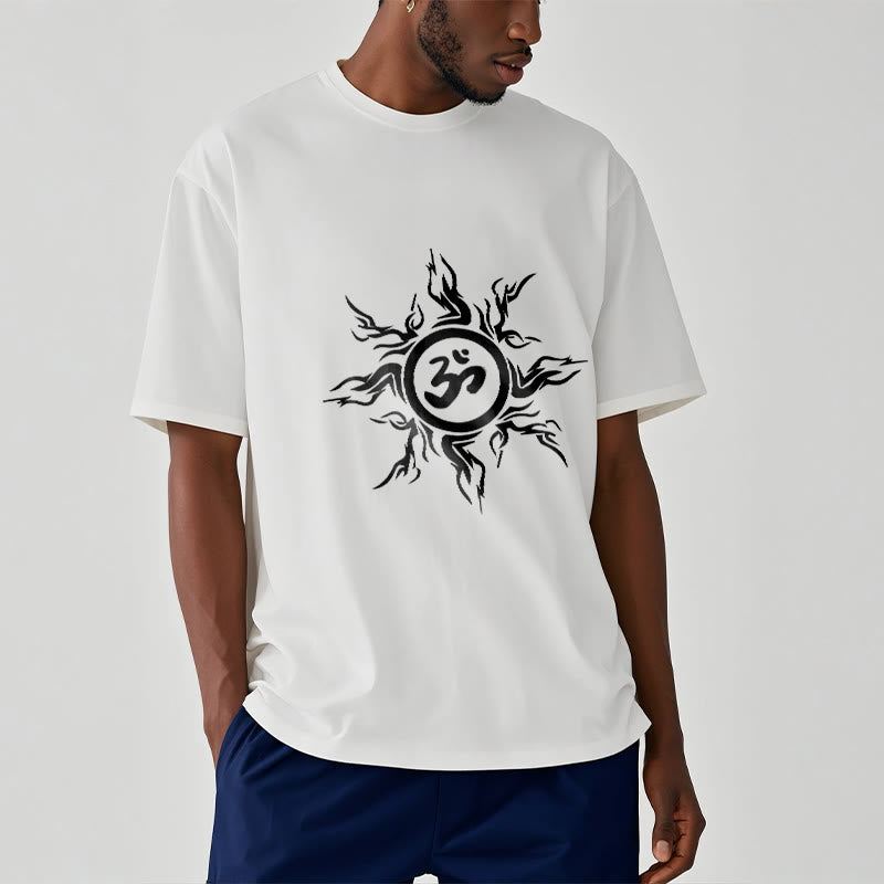 Buddha Stones, Sunburst-Muster, das ein Om-Symbol-Muster umgibt, Baumwoll-T-Shirt - image 2
