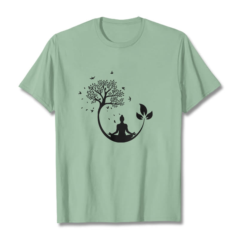 Buddha Stones Buddha meditiert in einem Baummuster Baumwoll-T-Shirt - Hellgrün - 2XL - image 14