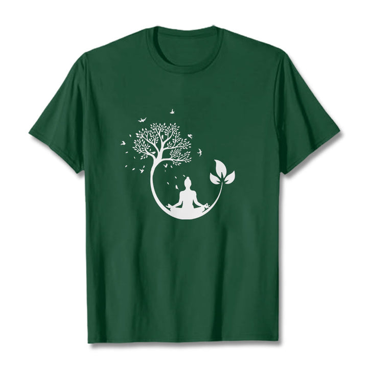 Buddha Stones Buddha meditiert in einem Baummuster Baumwoll-T-Shirt - Waldgrün - 2XL - image 10