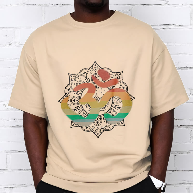 Buddha Stones Farbverlaufsfarbenes Om Sanskrit Mandala Hintergrundmuster Baumwoll-T-Shirt - image 11