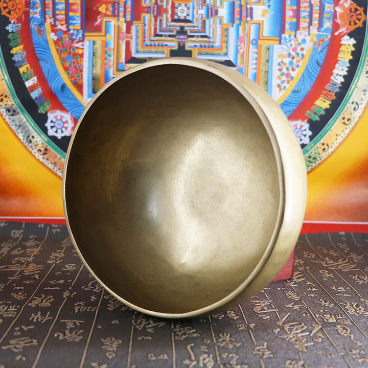 Buddha Stones Handgefertigtes nepalesisches Klangschalen-Set aus Gold – schlichtes Design für Heilung und Meditation - image 15
