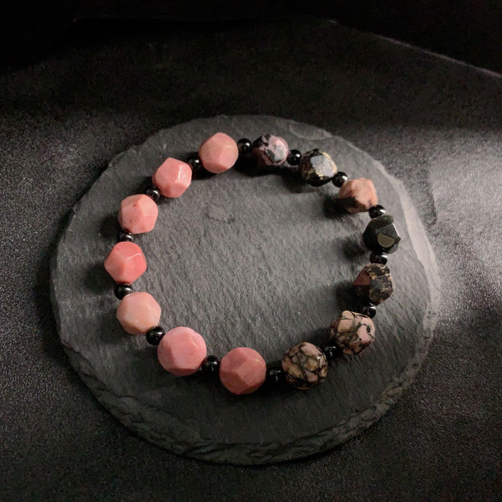 Buddha Stones Natürlicher Rhodonit Schwarze Linie Roter Fleck Stein Polygon Perlen Heilung Armband