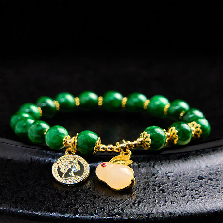 Buddha Stones Grüner Calcit Schönes Kaninchen-Charm-Klarheitsarmband
