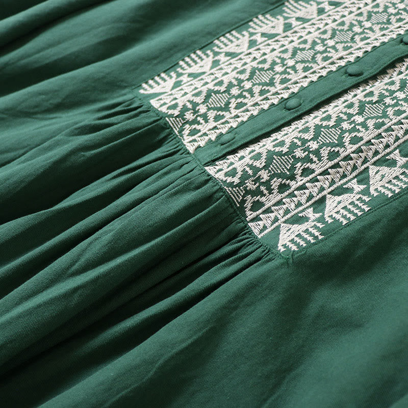 Buddha Stones – Lässiges Midikleid aus Baumwolle und Leinen mit künstlerischer geometrischer Stickerei und Knopfleiste vorne - image 4