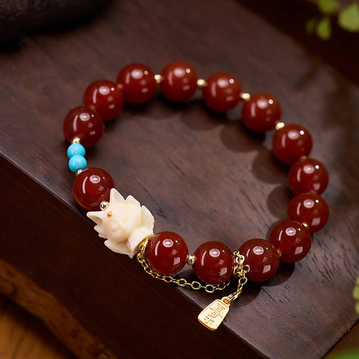 Buddha Stones Armband mit neunschwänzigem Fuchs, Freude, roter Achat, elfenbeinfarbene Frucht, Kupferplattiertes Gold, Vertrauen