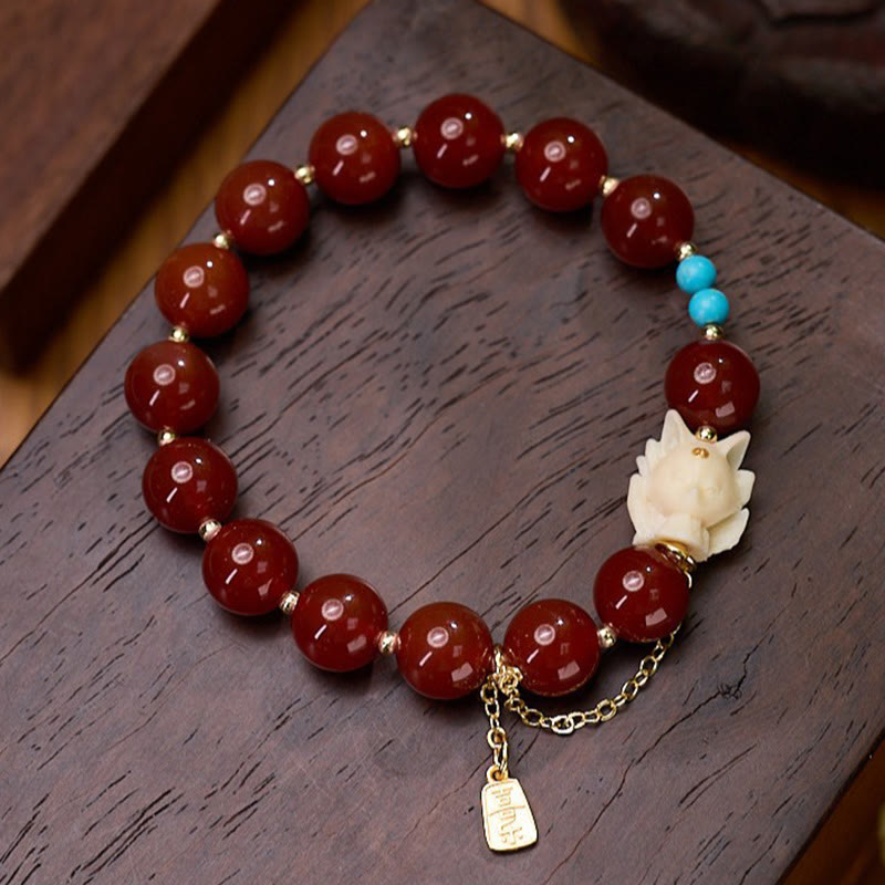 Buddha Stones Armband mit neunschwänzigem Fuchs, Freude, roter Achat, elfenbeinfarbene Frucht, Kupferplattiertes Gold, Vertrauen