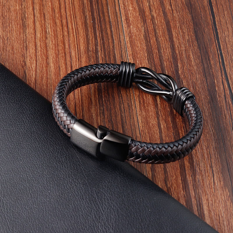 Armband mit Lederschnalle und Buddha Stones mit Endlosknotenmuster aus Titanstahl