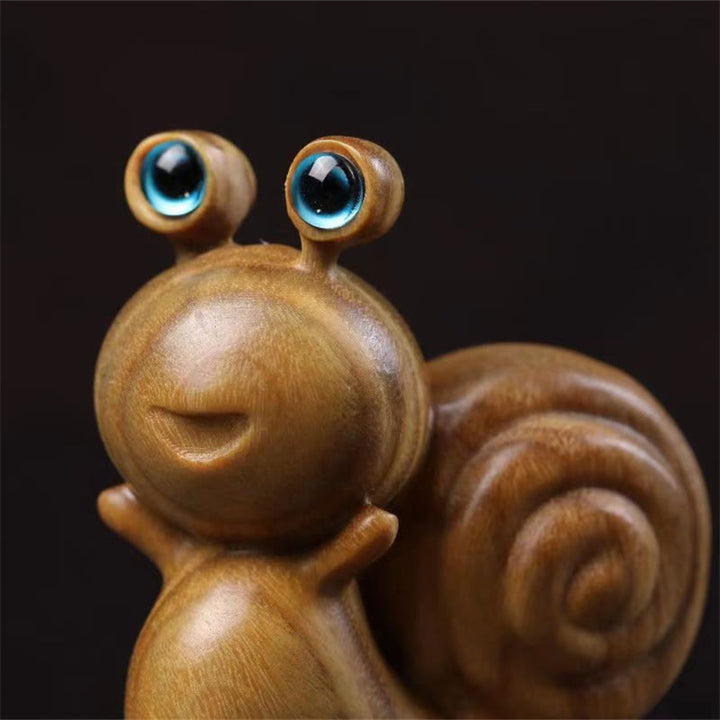 Buddha Stones, Mini-Schnecke aus grünem Sandelholz, geschnitzt, Heilung, Schreibtisch-Dekoration
