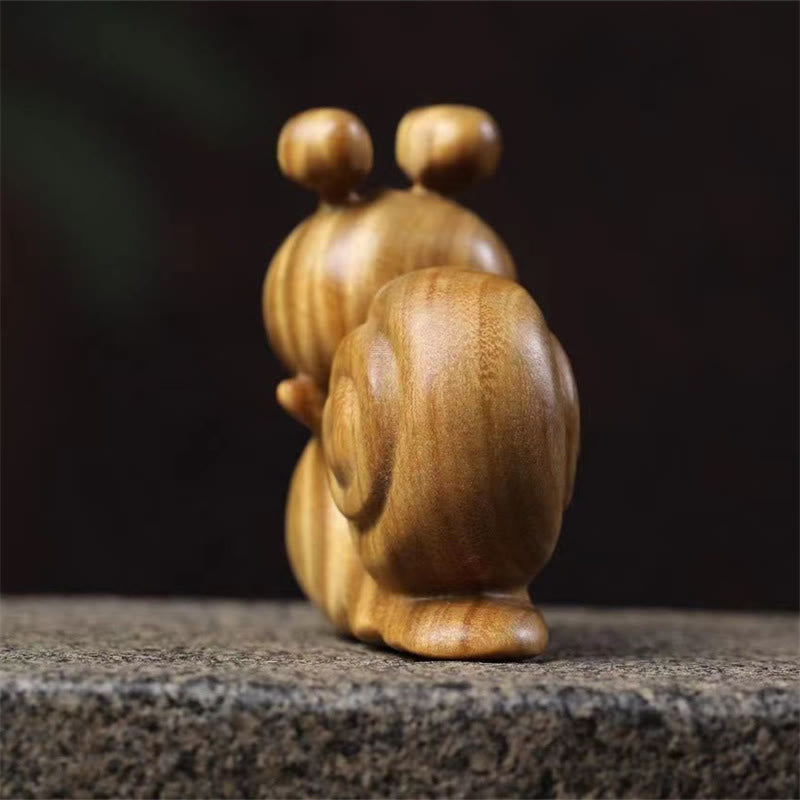 Buddha Stones, Mini-Schnecke aus grünem Sandelholz, geschnitzt, Heilung, Schreibtisch-Dekoration