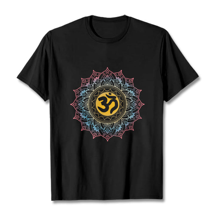 Buddha Stones ​​Farbverlauf Mandala OM Muster T-Shirt - Schwarz - 2XL - image 0