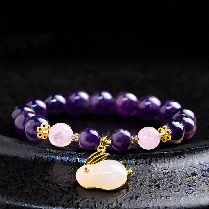 Buddha Stones Armband mit natürlichen Amethyst-Kaninchenperlen und innerem Frieden