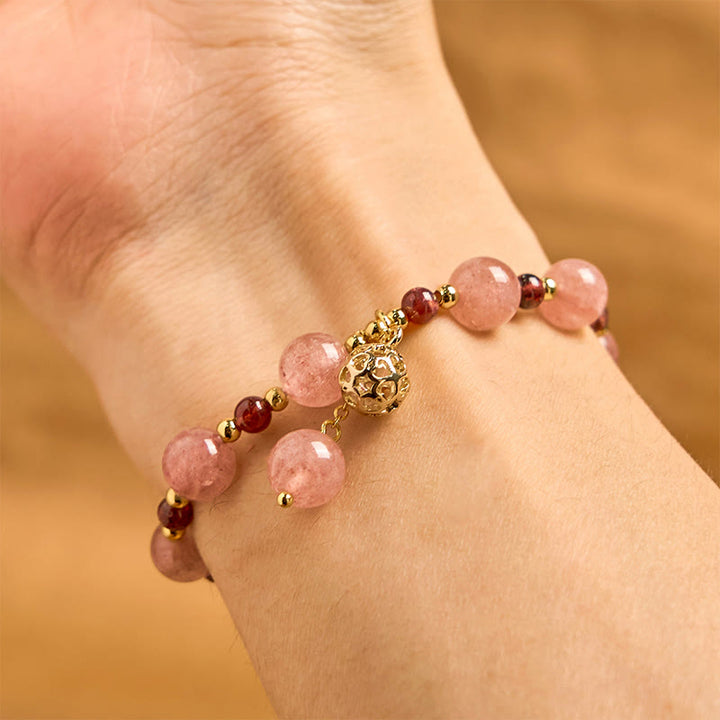 Buddha Stones Heilarmband aus natürlichem Erdbeerquarz und Granat