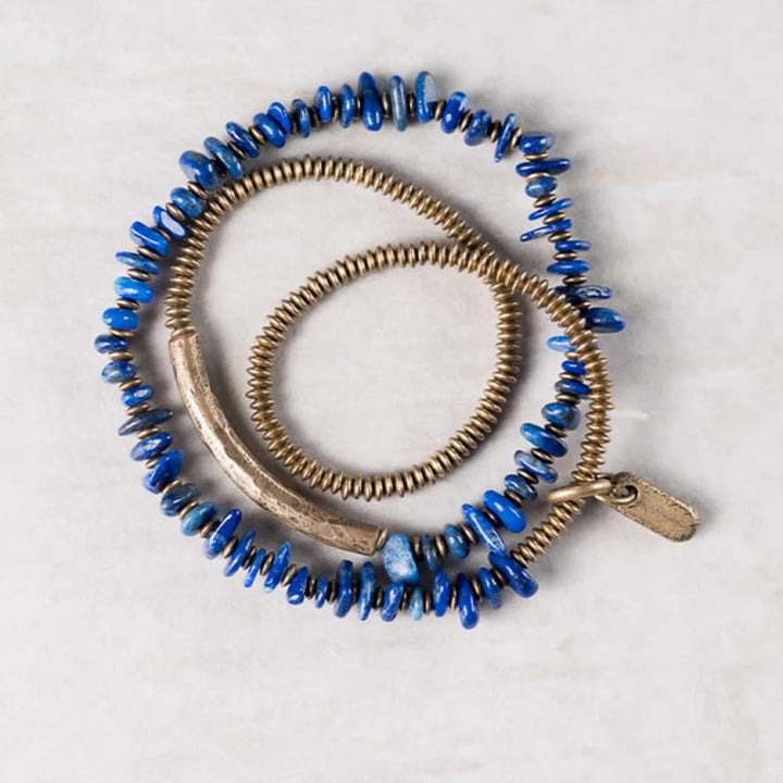 Buddha Stones Unregelmäßige Form Dreifach gewickeltes Lazurite Balance Armband