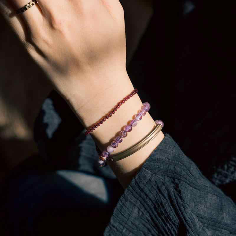 Buddha Stones Retro 6mm Amethyst 4mm Granat Mehrschichtiges Balance-Armband