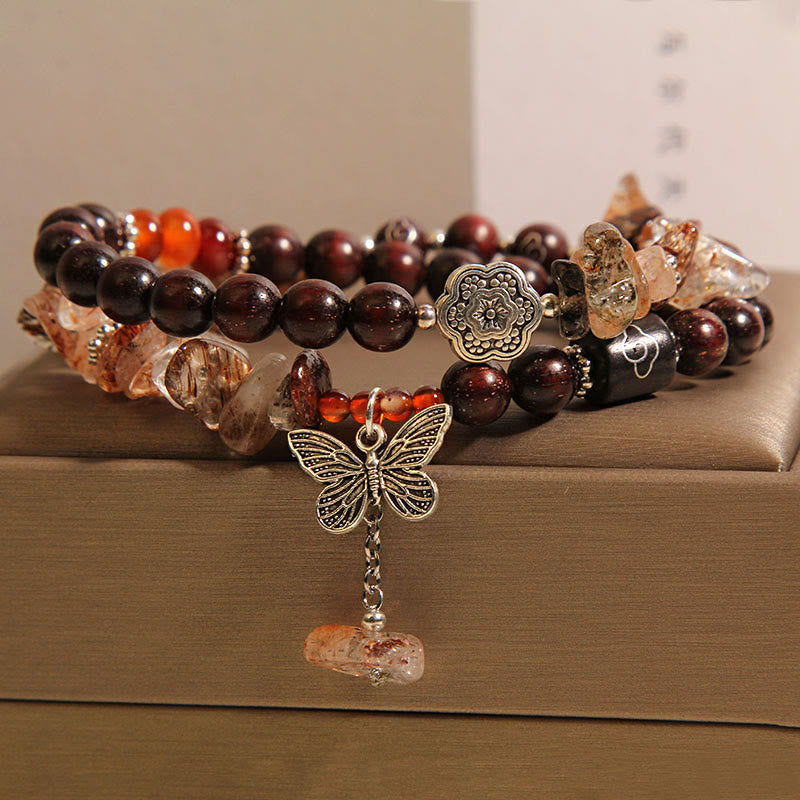 Buddha Stones Armband mit Charms aus natürlichem Rutilquarz, kleinem Blatt, rotem Sandelholz und Schmetterlingen