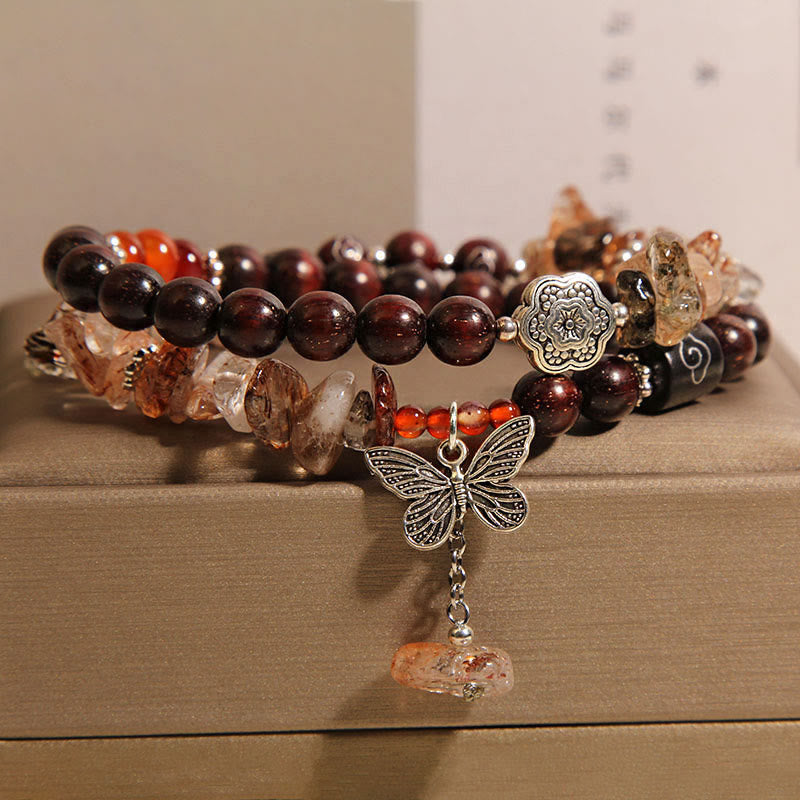 Buddha Stones Armband mit Charms aus natürlichem Rutilquarz, kleinem Blatt, rotem Sandelholz und Schmetterlingen