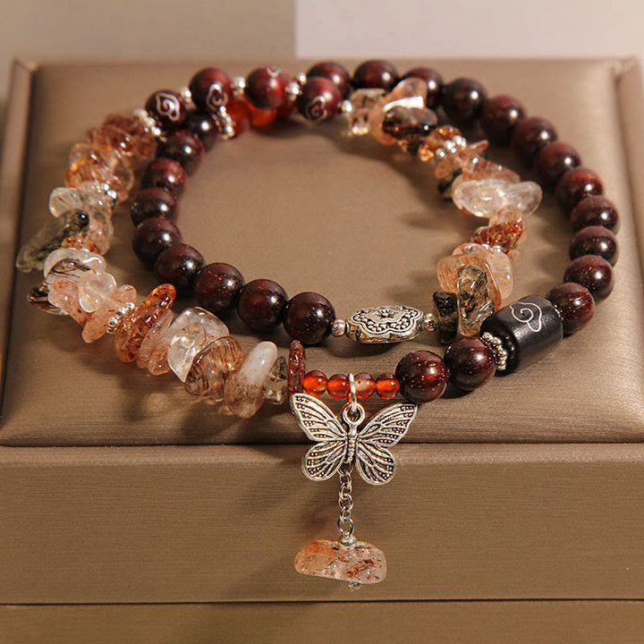 Buddha Stones Armband mit Charms aus natürlichem Rutilquarz, kleinem Blatt, rotem Sandelholz und Schmetterlingen