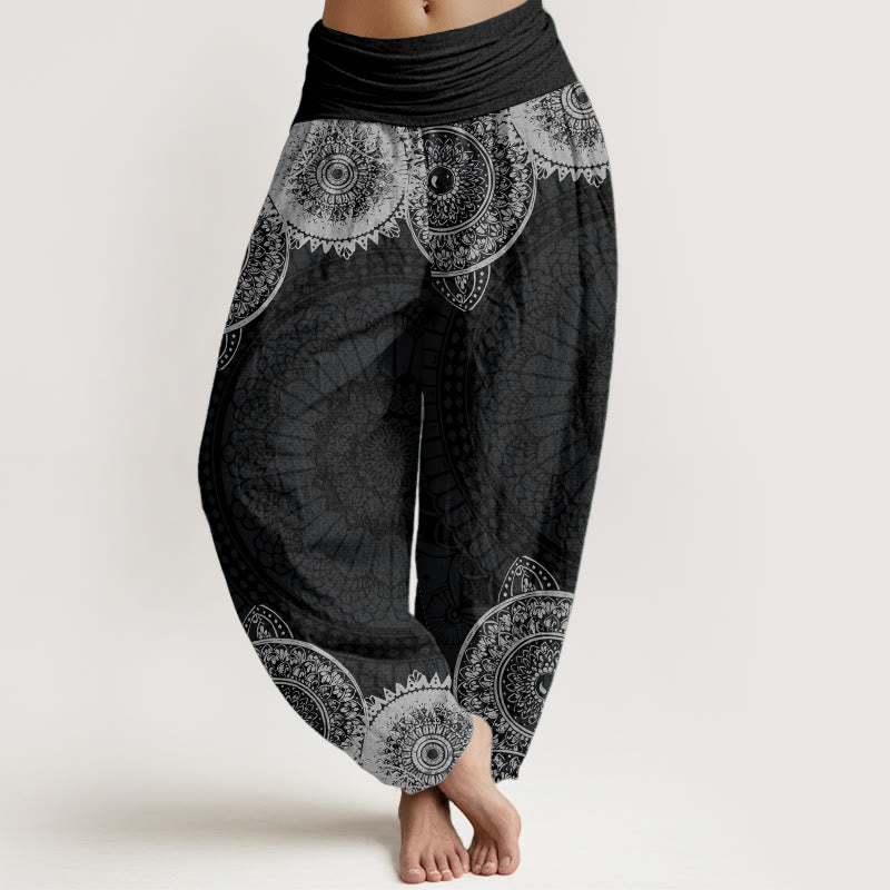 Haremshose für Damen mit elastischer Taille und Buddha Stones aus reiner Baumwolle, kreisförmiges Mandala-Design - Schwarz - US22, UK/AU26, EU54 (6XL) - image 0