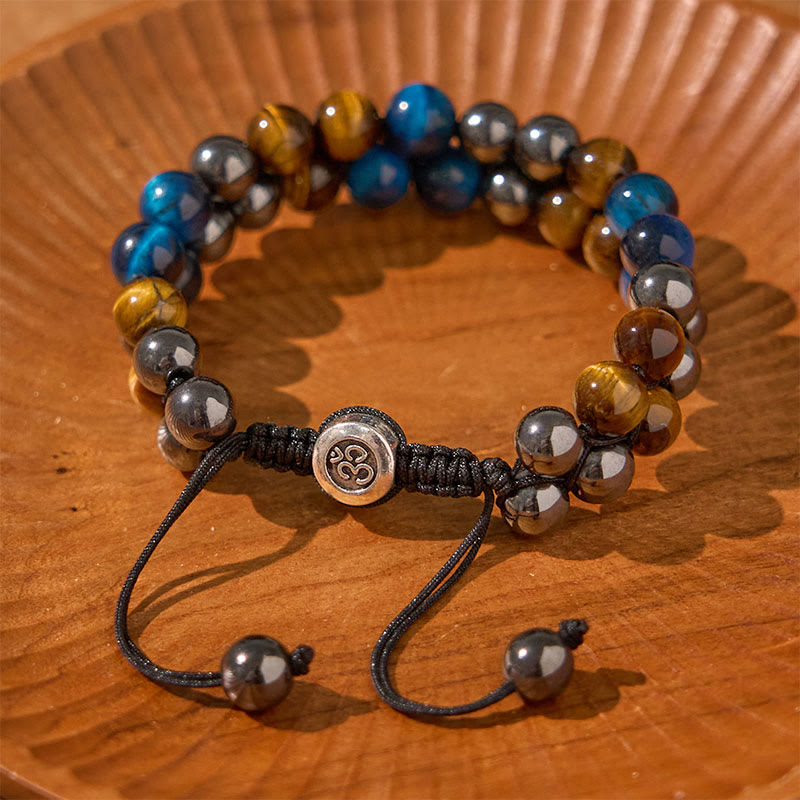 Buddha Stones Natürliches blaues Tigerauge Schwarzer Magnetit Om Muster Doppelreihige Perlen Stärke Armband
