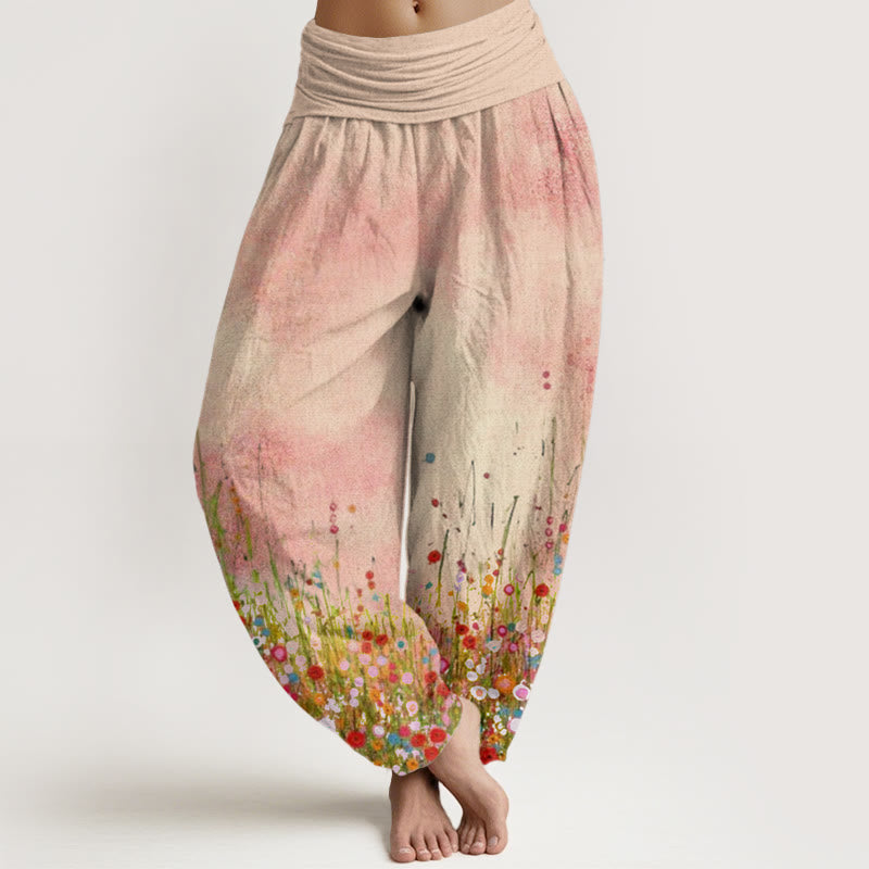 Lässige Haremshose aus Baumwolle mit Buddha Stones -Motiv, buntem Wildblumenmuster und elastischem Bund für Damen. - Biskuit - US22, UK/AU26, EU54 (6XL) - image 0