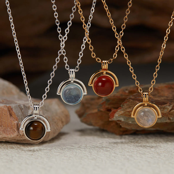 Buddha Stones Halskette mit Anhänger „Confidence“ aus 925er Sterlingsilber, Roter Achat, Tigerauge, Aquamarin, Mondstein