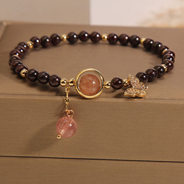 Buddha Stones Natürliches 3 mm ultradünnes Granat-Erdbeerquarz-Schmetterlings-Ruhearmband