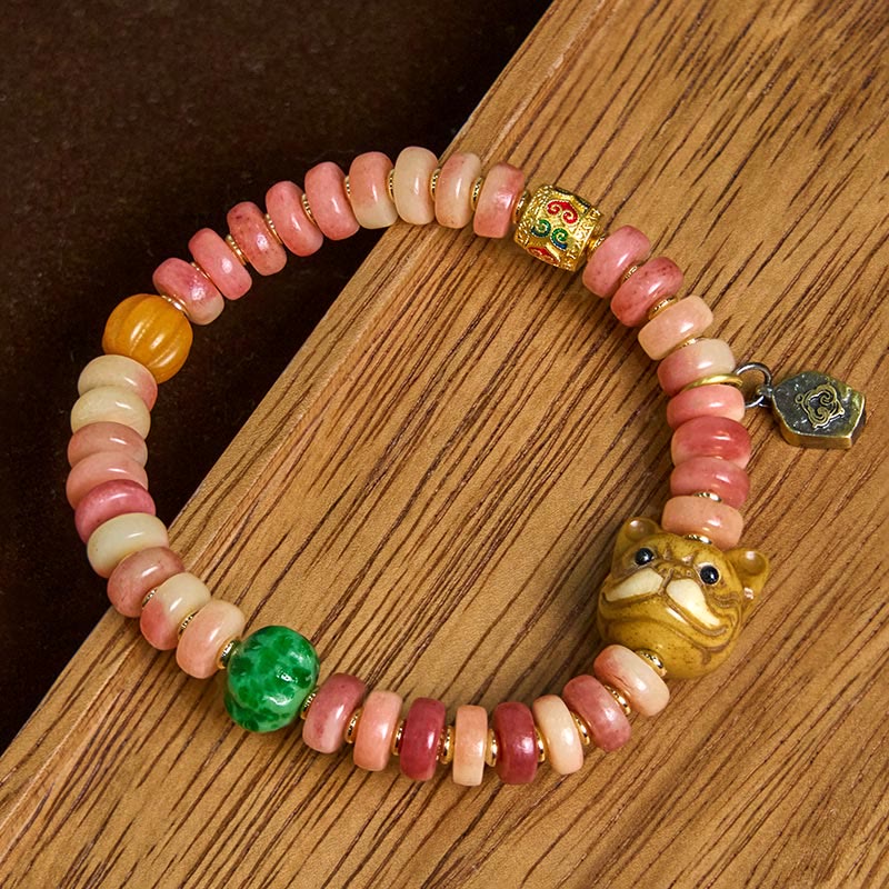 Buddha Stones Natürliches tibetisches Kamelknochen-Armband mit violetten Blutperlen und Mops-Glücksbringer