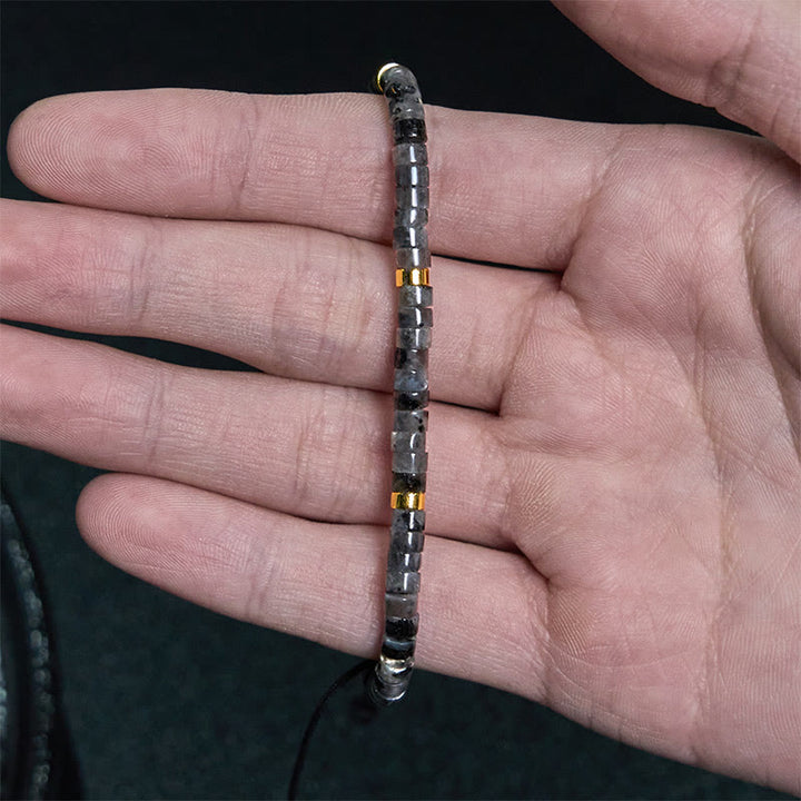 Buddha Stones Armband mit natürlichen schwarzen Glitzersteinen und Zwischenperlen