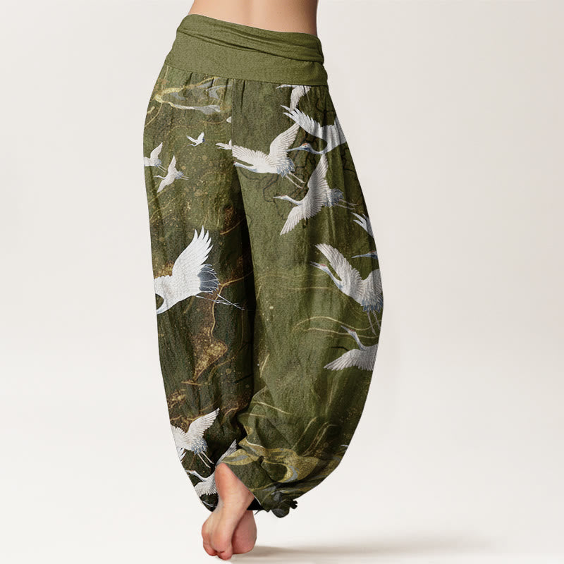 Haremshose für Damen mit elastischer Taille und Buddha Stones aus reiner Baumwolle mit fliegenden weißen Kranichen und glückverheißenden Wolken
