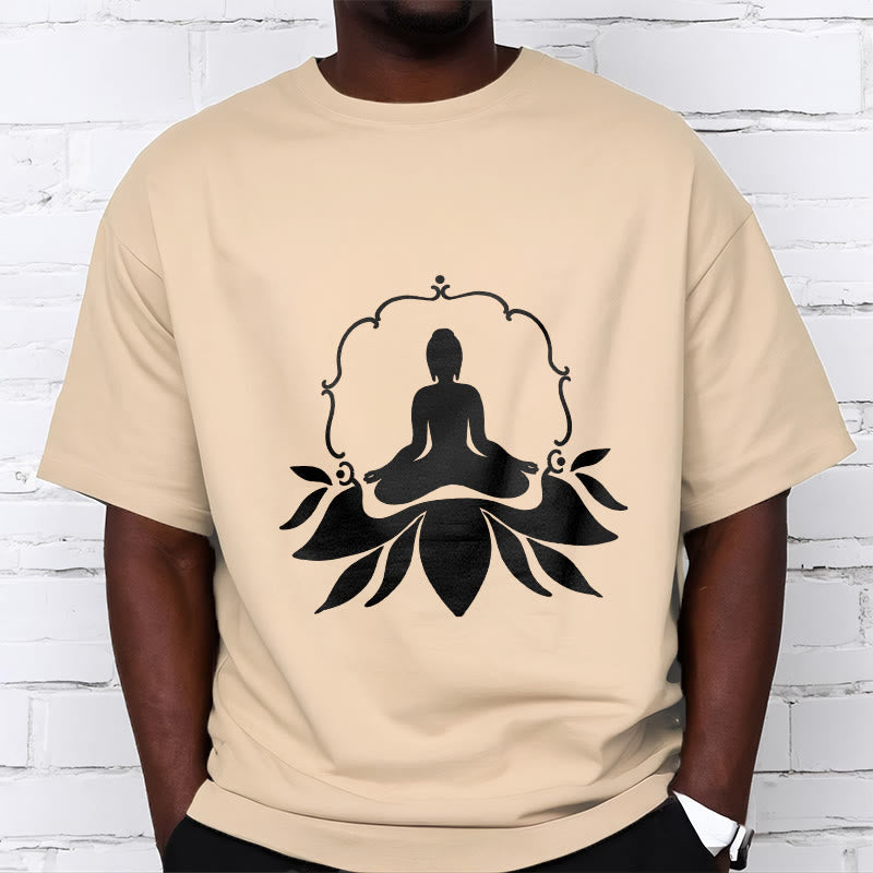 Buddha Stones ​​Meditierender Buddha Sitzend auf Gras T-Shirt - image 10