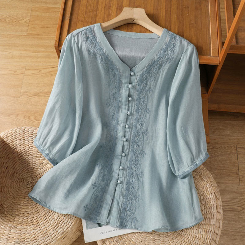 Buddha Stones Lässiges Damen-Shirt mit V-Ausschnitt und Stickereien aus Polyester mit halblangen Ärmeln und Frosch-Knopf - Himmelblau - US12, UK/AU16, EU44 (2XL) - image 5