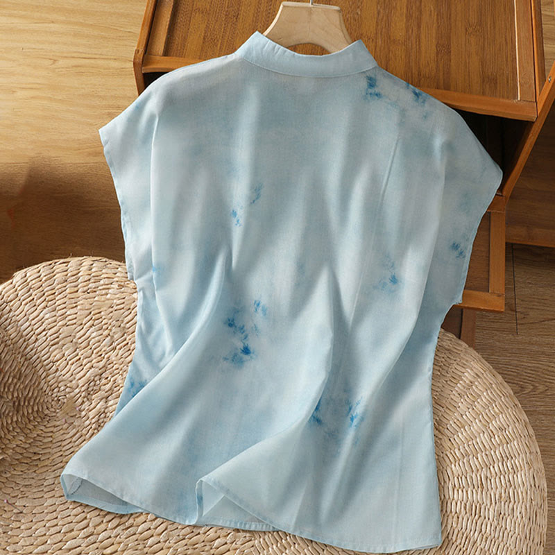 Buddha Stones Hellblaues Frosch-Knopf-Ärmelloses Damenshirt - image 1