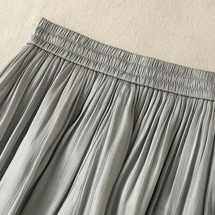 Buddha Stones Hellgraue Damenhose mit weitem Bein und Faltendesign, elastischer Bund und Taschen - image 6