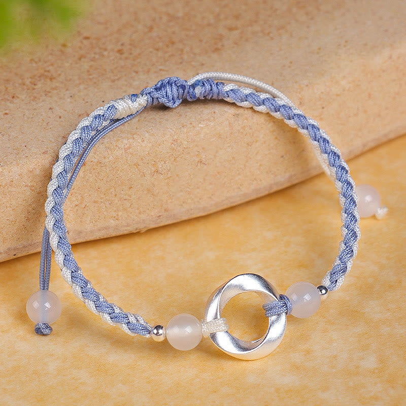 Buddha Stones Schutzarmband aus 925er Sterlingsilber mit Mobius-Perlen aus weißem Achat und geflochtener Schnur - Blaue Schnur aus 925er Sterlingsilber (Handgelenkumfang: 15–18 cm) - image 1