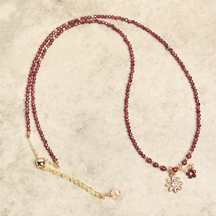 Buddha Stones Natürliche 2,5 mm Granatperlen Blumenreinigung Mehrschichtiges Armband