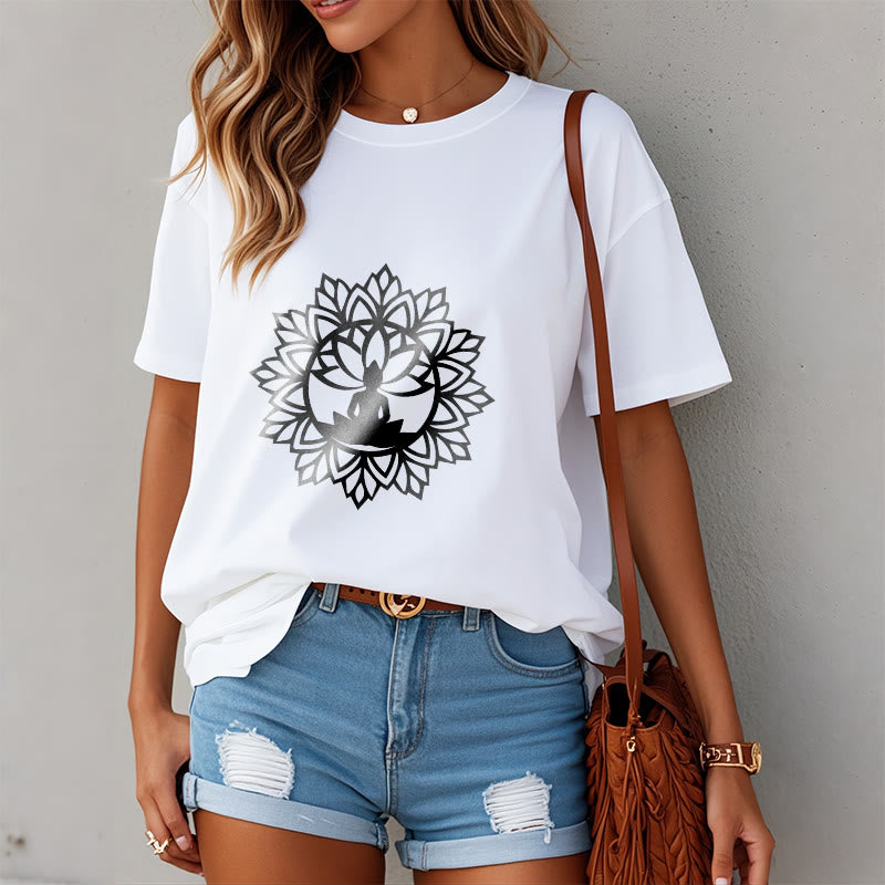Buddha Stones Lässiges Mandala Sitzender Buddha Muster T-Shirt - image 10