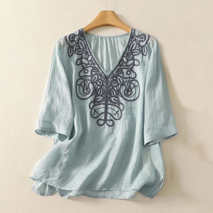 Lässiges Damen-T-Shirt aus Baumwolle und Leinen mit halblangen Ärmeln und Buddha Stones -Stickerei - Blasstürkis - US14, UK/AU18,EU46 (2XL) - image 7