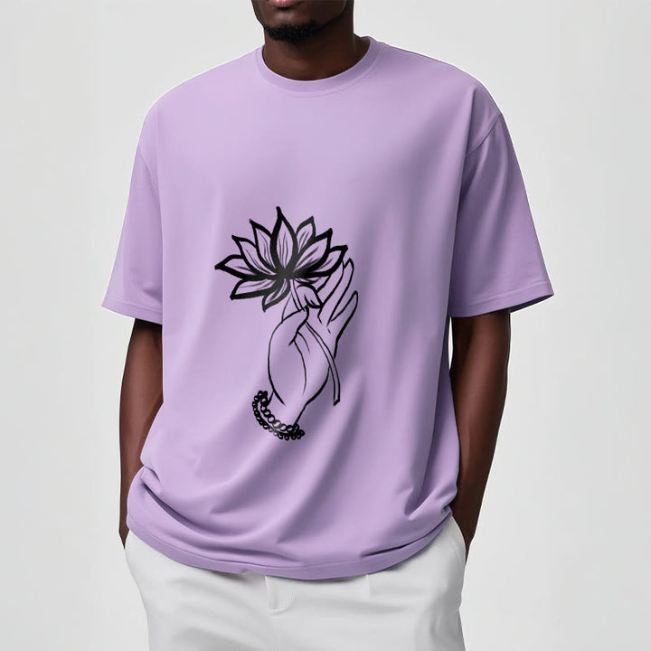 Buddha Stones Lässiges Baumwoll-T-Shirt mit Lotusblumenmuster - image 18