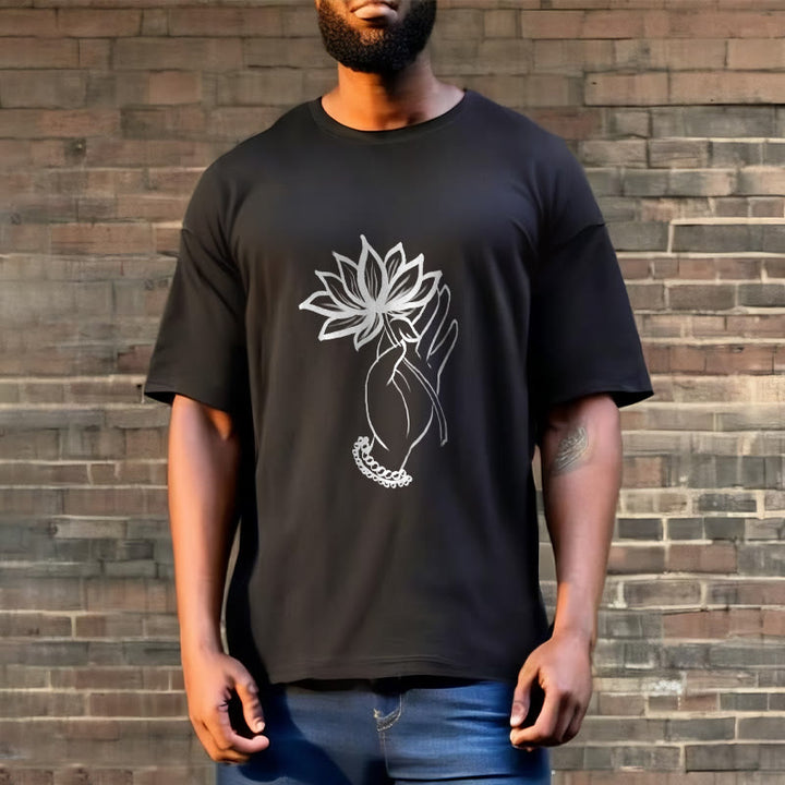 Buddha Stones Lässiges Baumwoll-T-Shirt mit Lotusblumenmuster - image 3