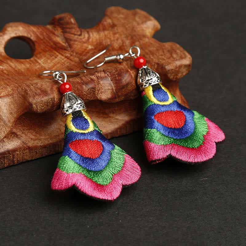 Buddha Stones, handgefertigt, bunte Yi-Stickerei, Harmonie-Ohrringe - Äußere Farbe: Rosenrot (Legierungspfosten) - image 6