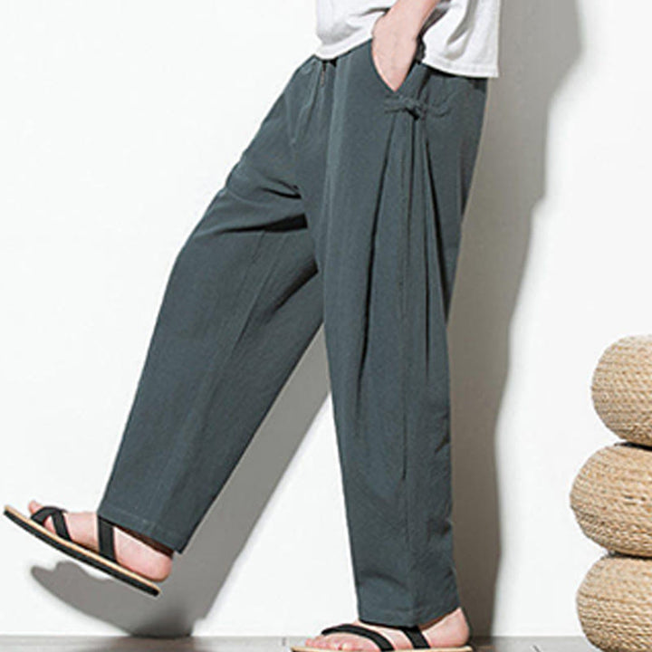 Buddha Stones Sommer-Herrenhose aus Baumwollleinen mit seitlichem Froschknopf-Design und Taschen - image 8