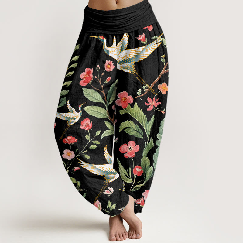 Buddha Stones Lässige Haremshose mit rotem Blumen-Kranich-Muster für Damen, elastische Taille - Schwarz - US22， UK/AU26，EU54 (6XL) - image 1
