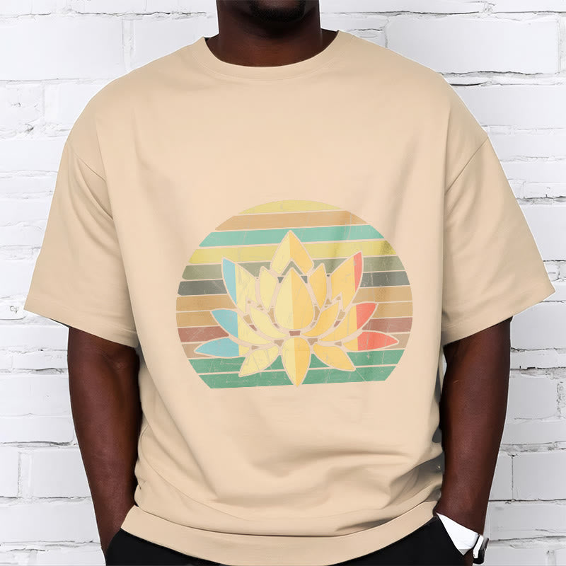 Buddha Stones Lässiges Retro-T-Shirt mit gestreiftem Hintergrund und Lotusblumenmuster aus Baumwolle - image 10